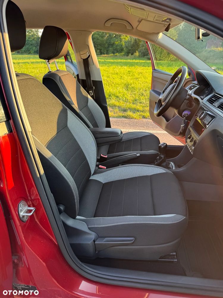 Skoda RAPID 1.2 TSI Ambition - 26