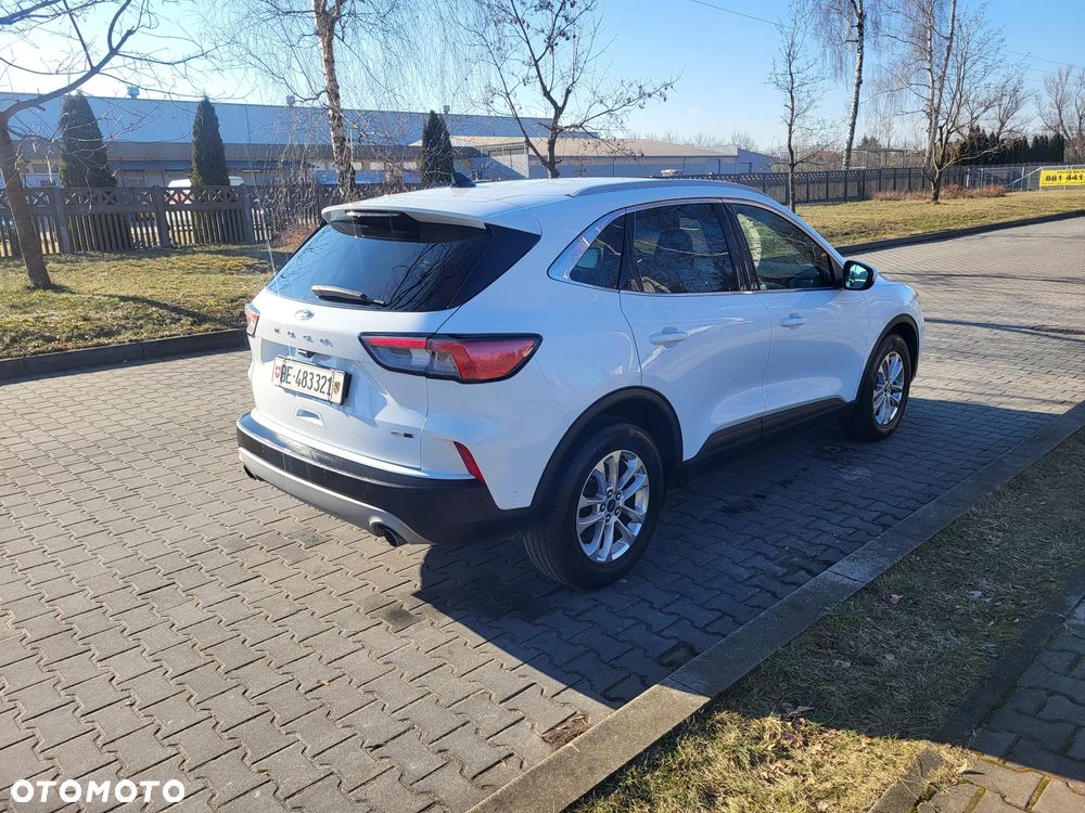 Ford Kuga - 5
