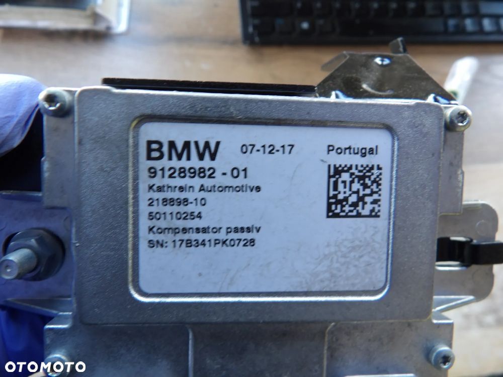 BMW - F31 - WZMCNIACZ ANTENY - DEMONTAŻ - EUROPA - 9128982 - 2
