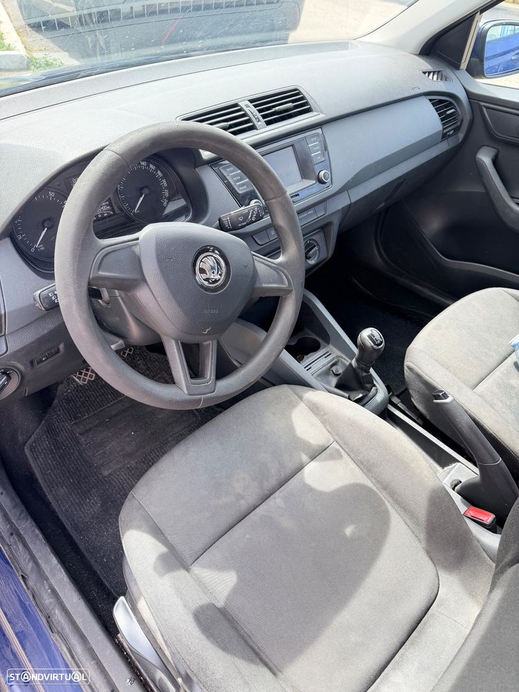 Skoda Fabia Break 1.0 Active - 5