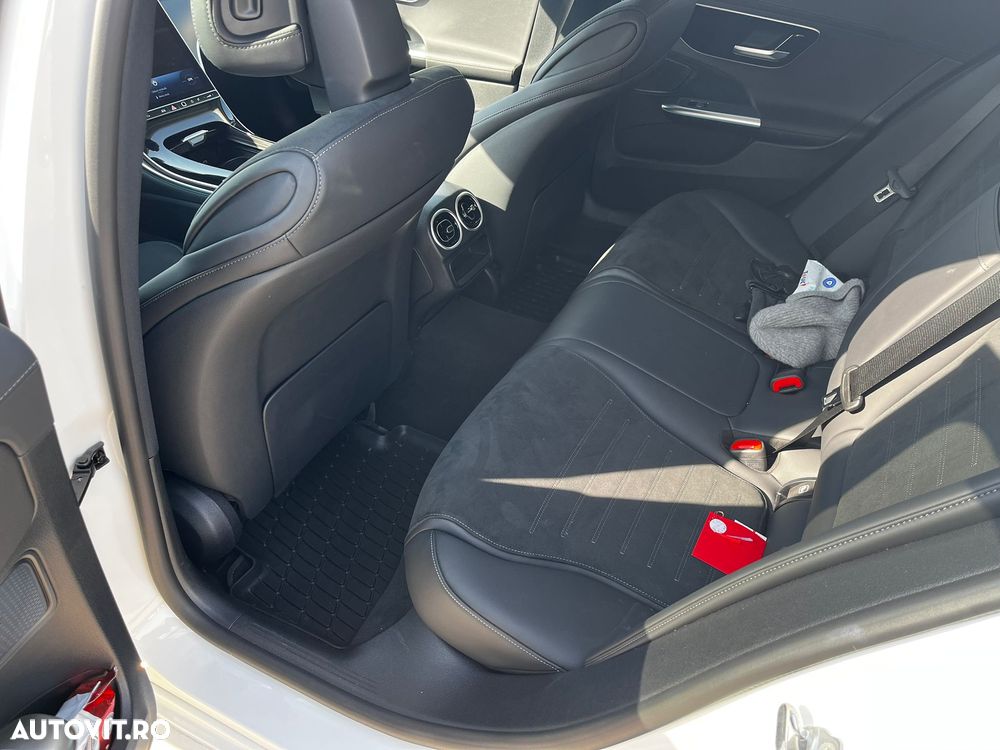 Mercedes-Benz C - 10