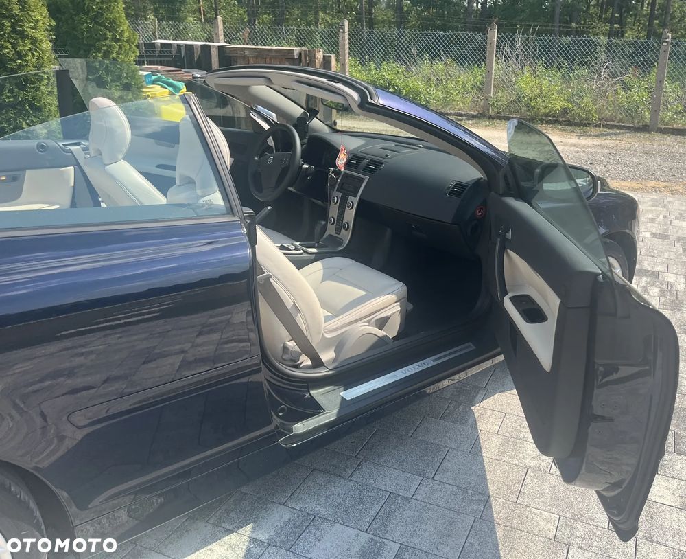 Volvo C70 T5 Summum - 11