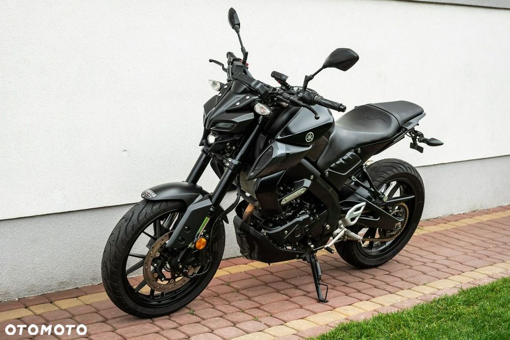 Yamaha MT - 12