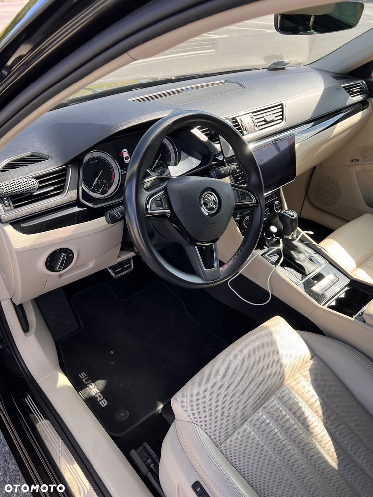 Skoda Superb 2.0 TDI 4x4 L&K DSG - 13