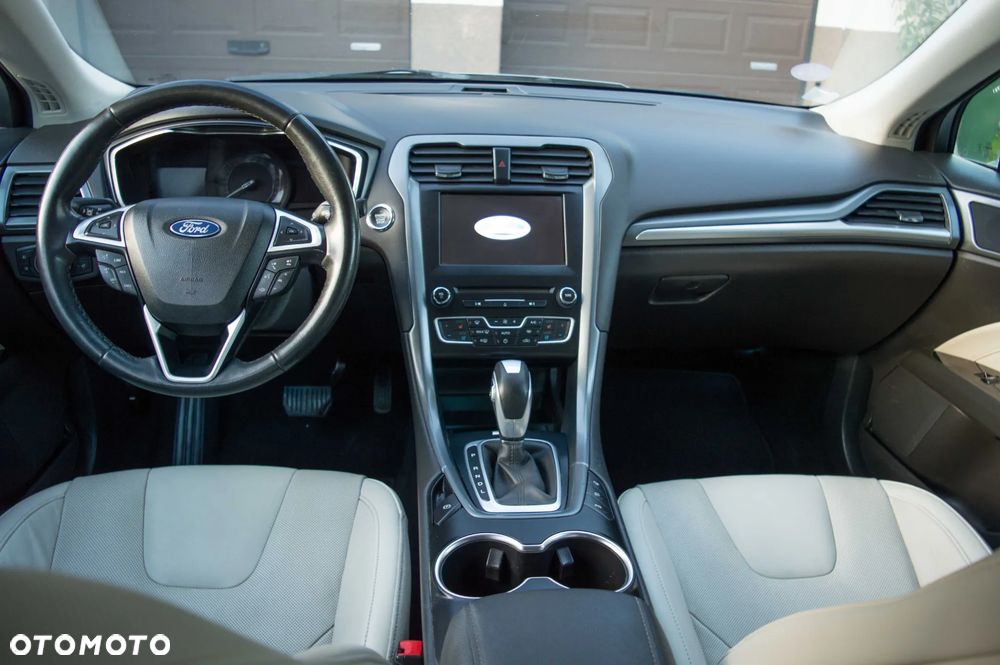 Ford Mondeo - 19