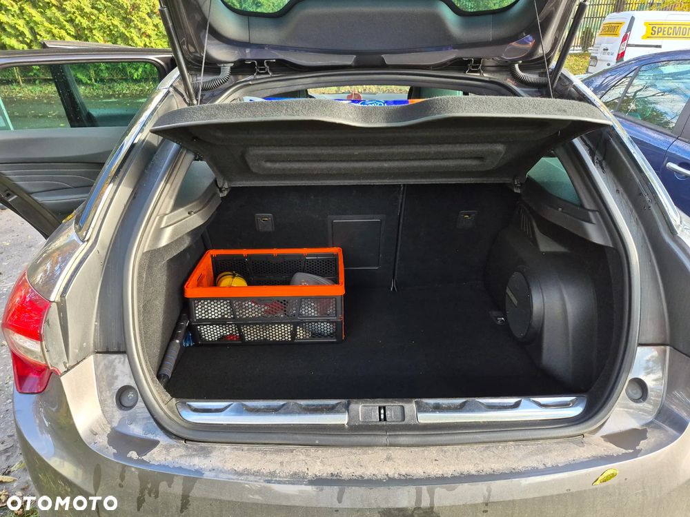 Citroën DS5 2.0 BlueHDi SoChic EAT6 - 21