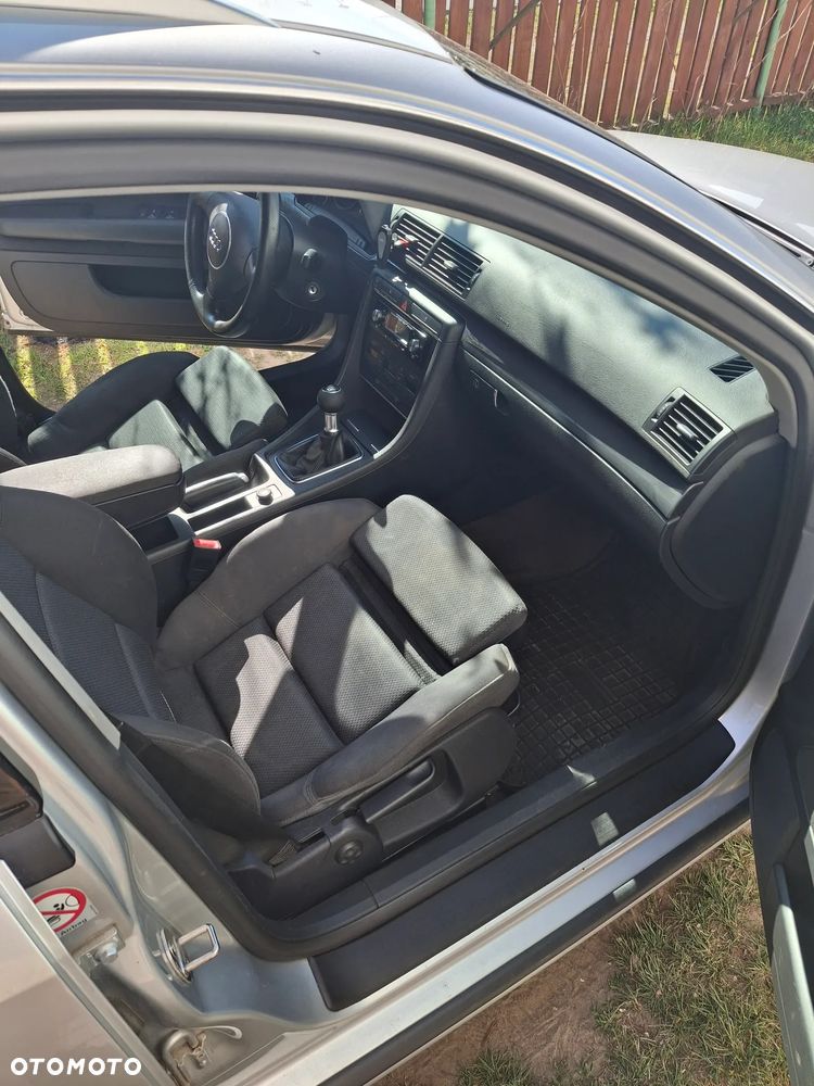 Audi A4 Avant 1.9 TDI - 9