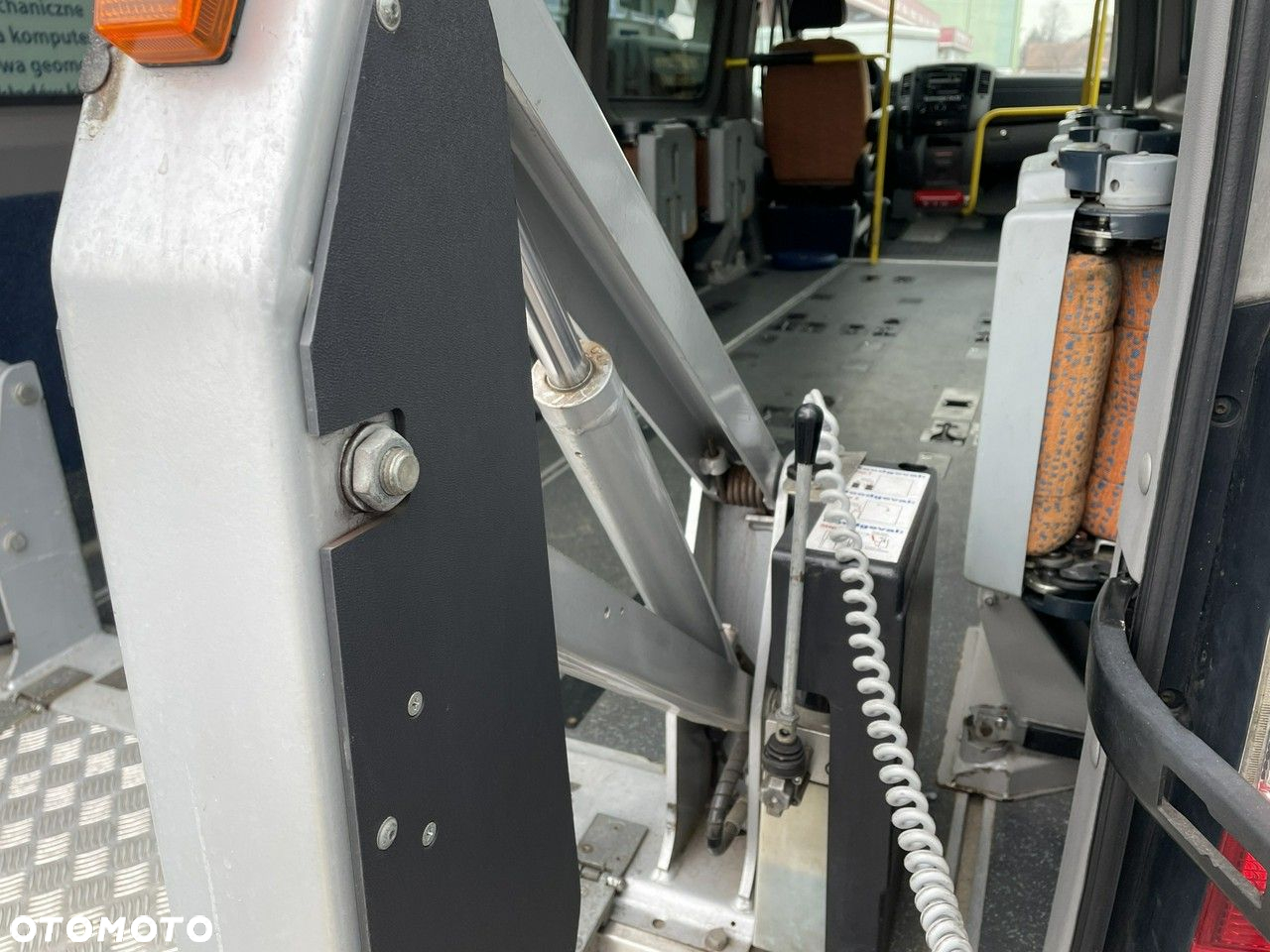 Mercedes-Benz Sprinter - 18