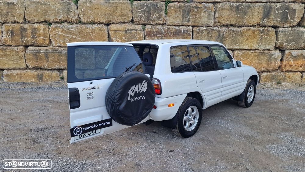 Toyota RAV4 - 28