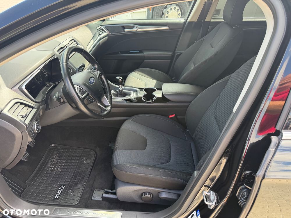 Ford Mondeo 2.0 TDCi Allrad Titanium - 23