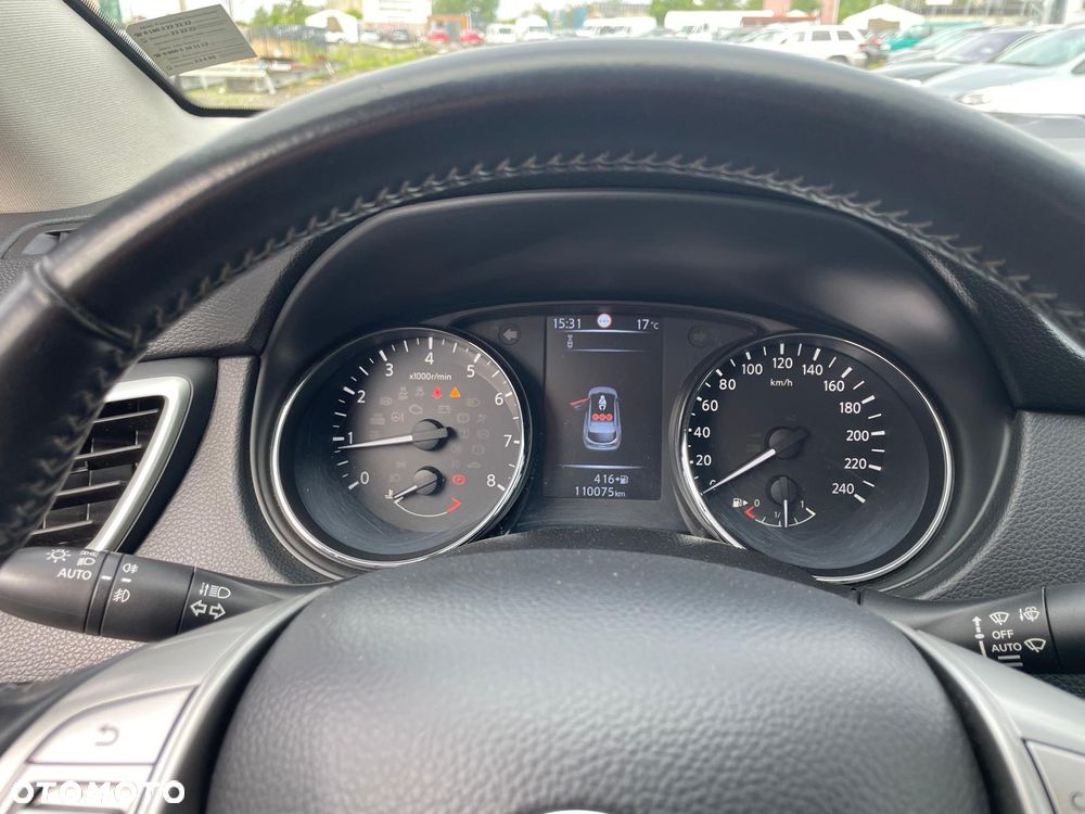 Nissan Qashqai 1.2 DIG-T N-Connecta - 25