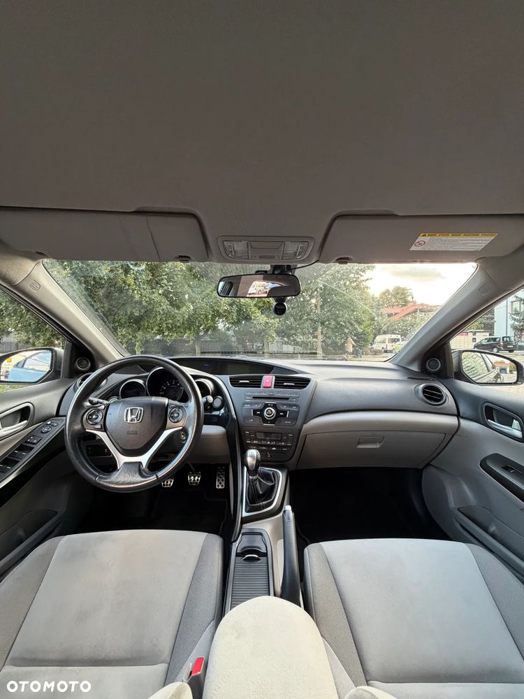 Honda Civic 1.8 i-VTEC Sport - 13