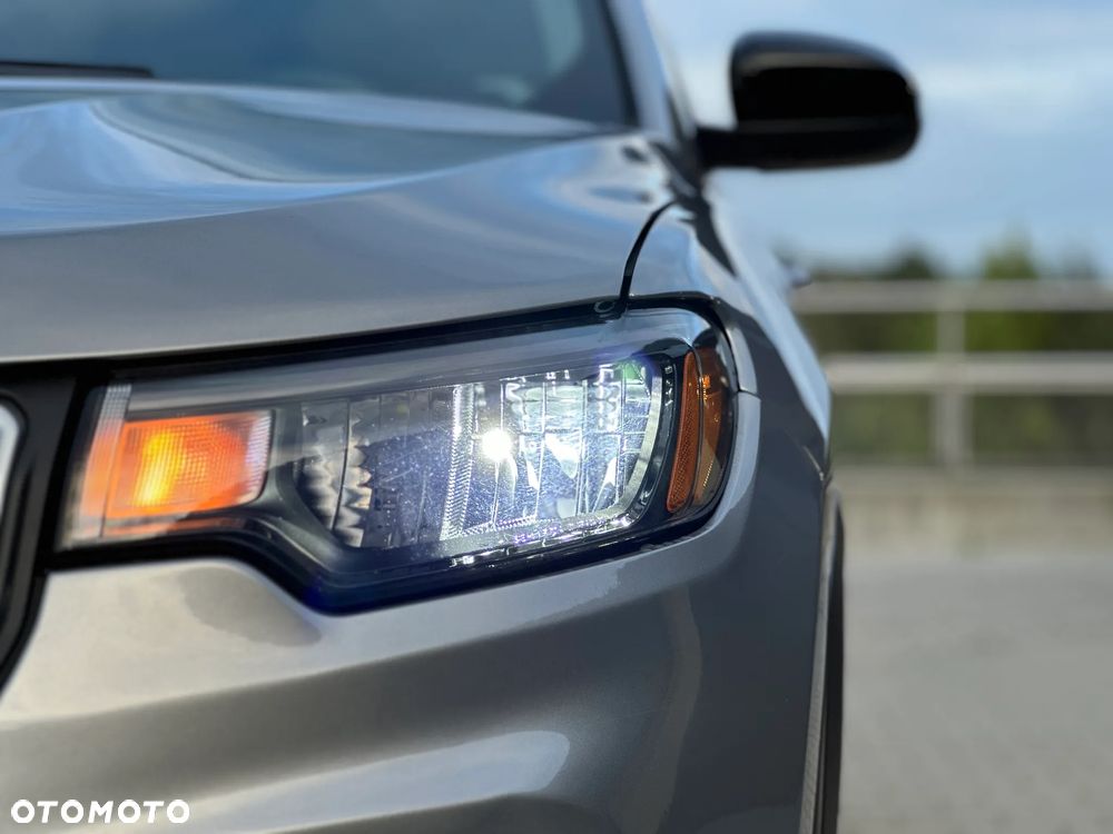 Jeep Compass - 8
