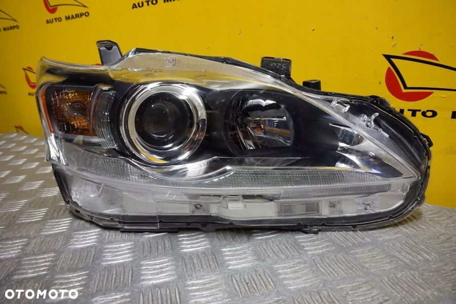 LEXUS CT CT200H 2010- REFLEKTOR LAMPA ZWYKŁA SOCZEWKOWA Z LED PRAWA USA - 4