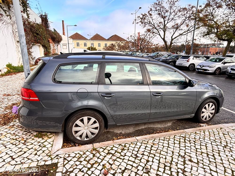 VW Passat Variant 2.0 TDi Trendline - 1