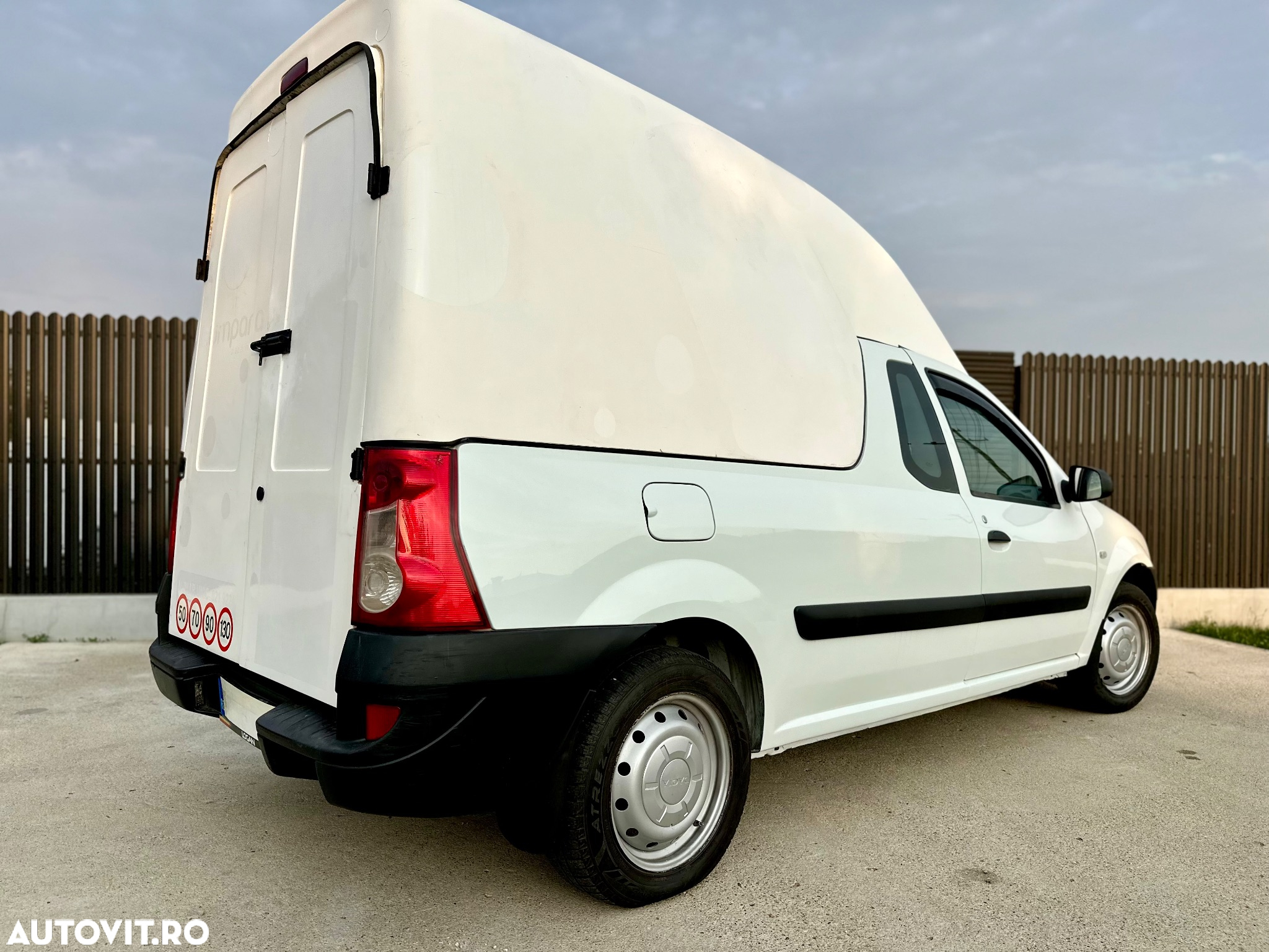 Dacia Pick Up - 17