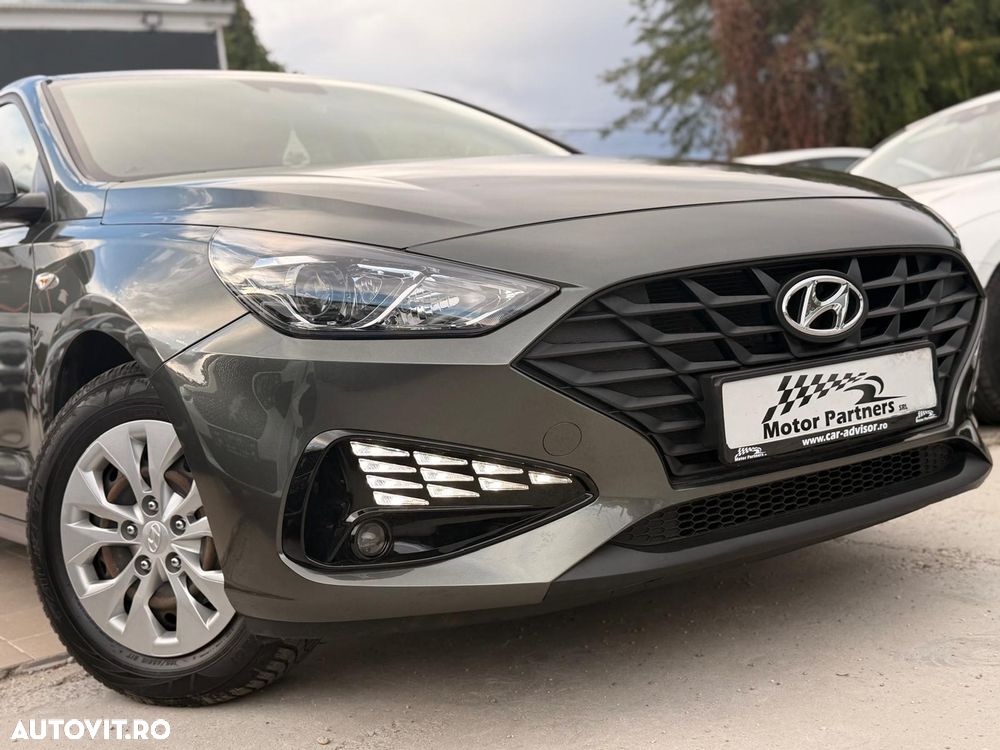 Hyundai i30 1.5 110CP 5DR M/T Comfort - 10