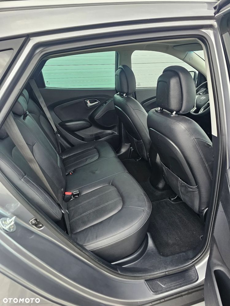 Hyundai ix35 2.0 CRDi 4WD Automatik Premium - 32