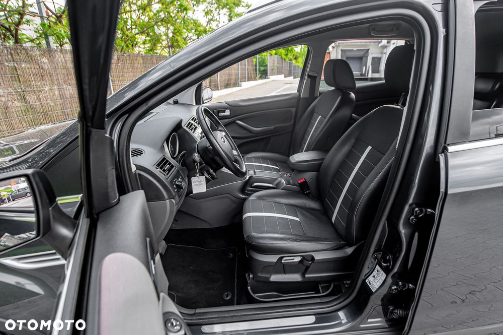 Ford Kuga 2.5 4x4 Titanium - 21