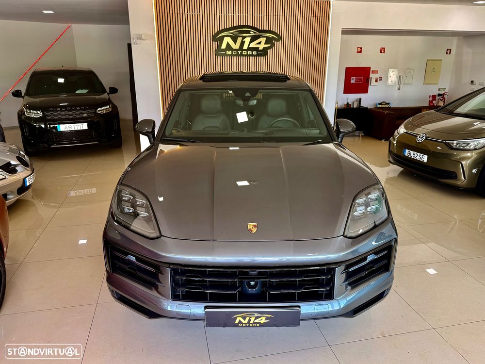 Porsche Cayenne - 41