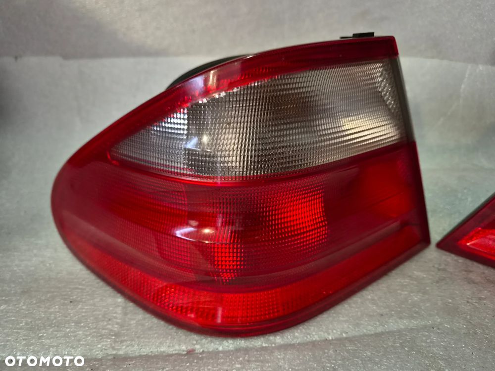 Lampa tylna L/R Mercedes CLK W208 Coupe Cabrio oryginał - 3