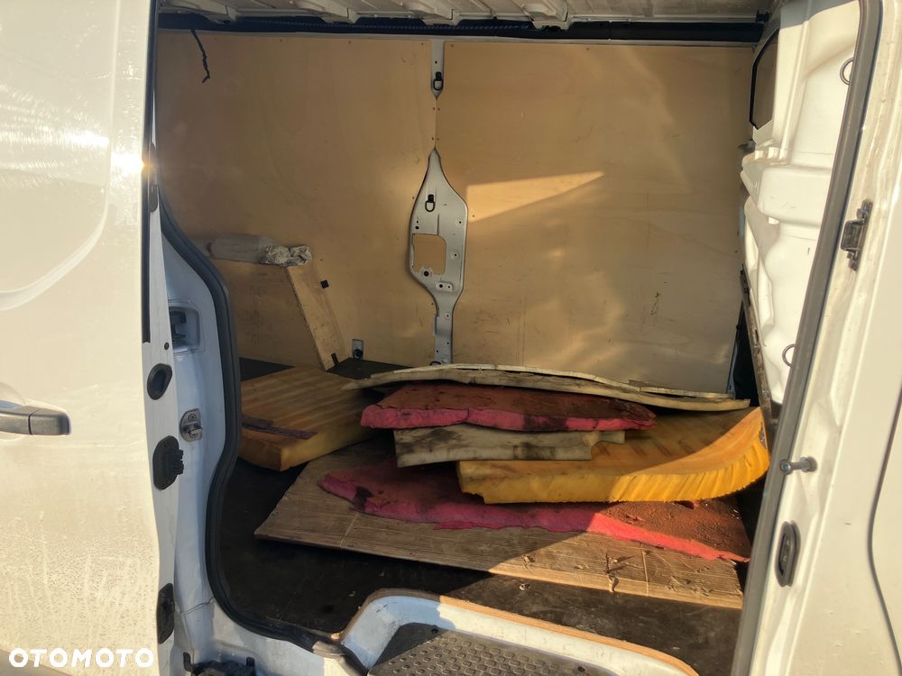 Renault Trafic - 8