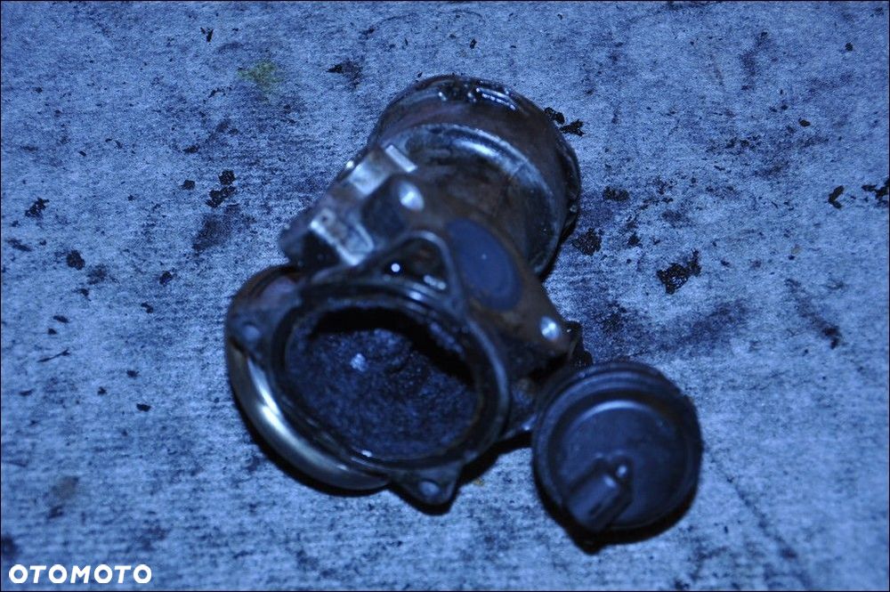 EGR AUDI A4 B6 1.9 038260385C - 4