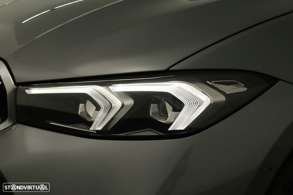 BMW 320 d Pack Desportivo M Auto - 6