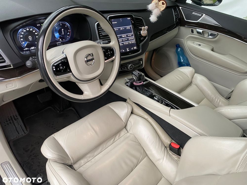 Volvo XC 90 D5 AWD Geartronic Inscription - 5