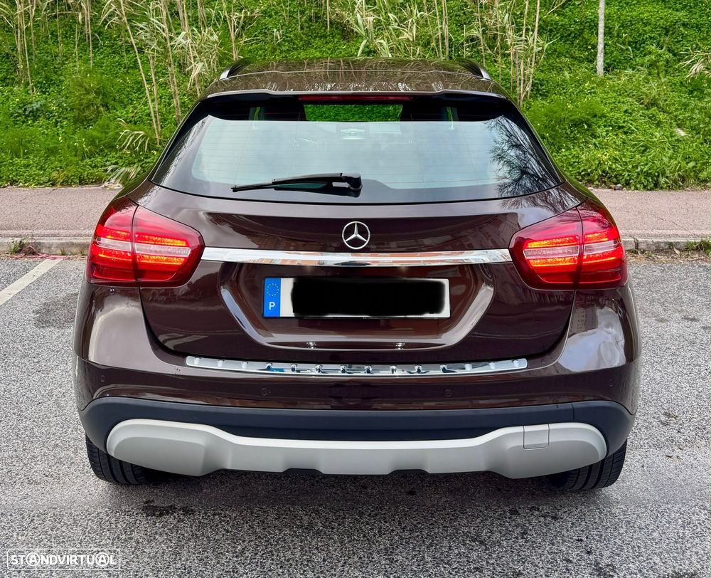 Mercedes-Benz GLA 200 - 3