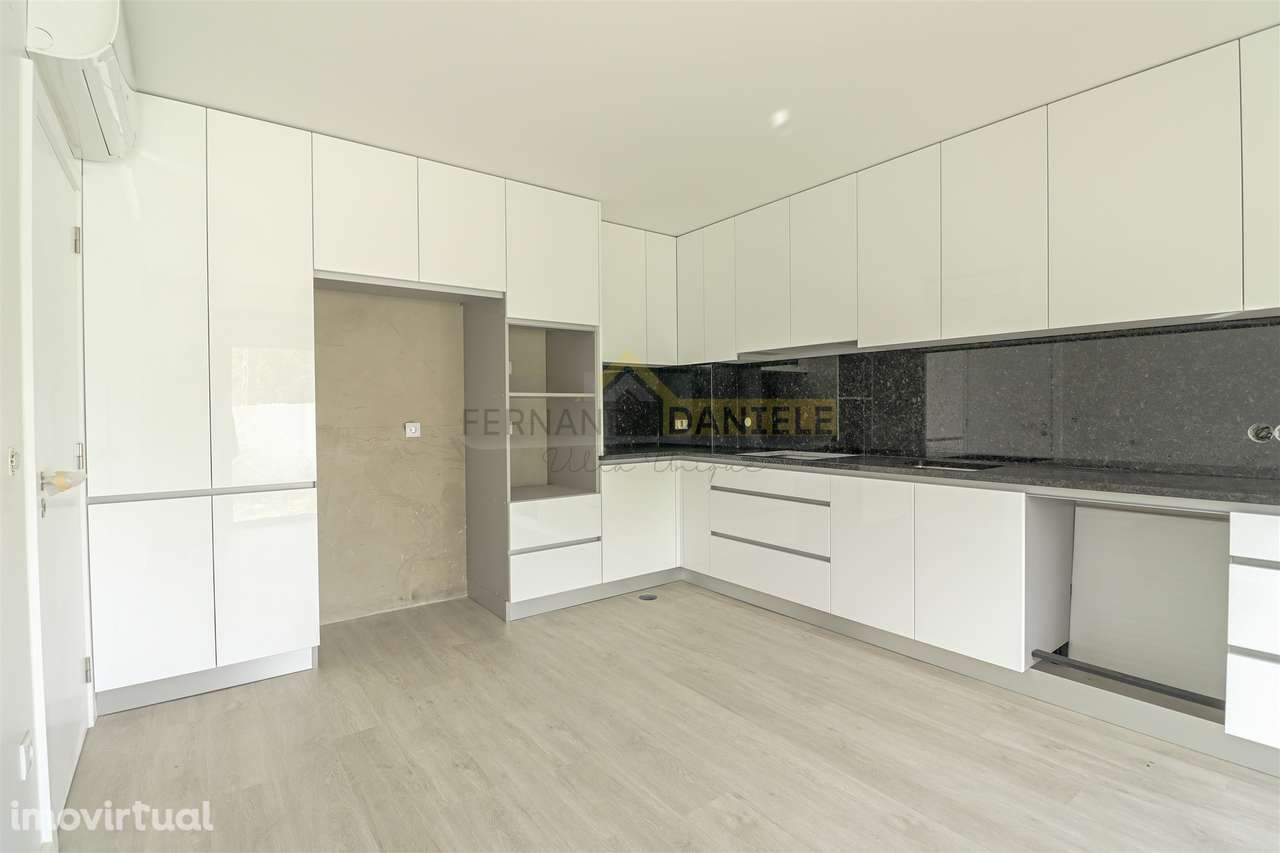 Moradia T4, nova e moderna, em Espinho. - Grande imagem: 5/43