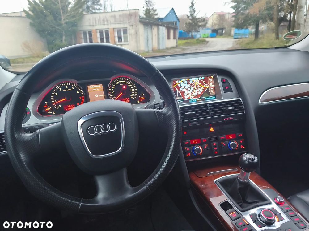 Audi A6 Avant 2.4 - 11