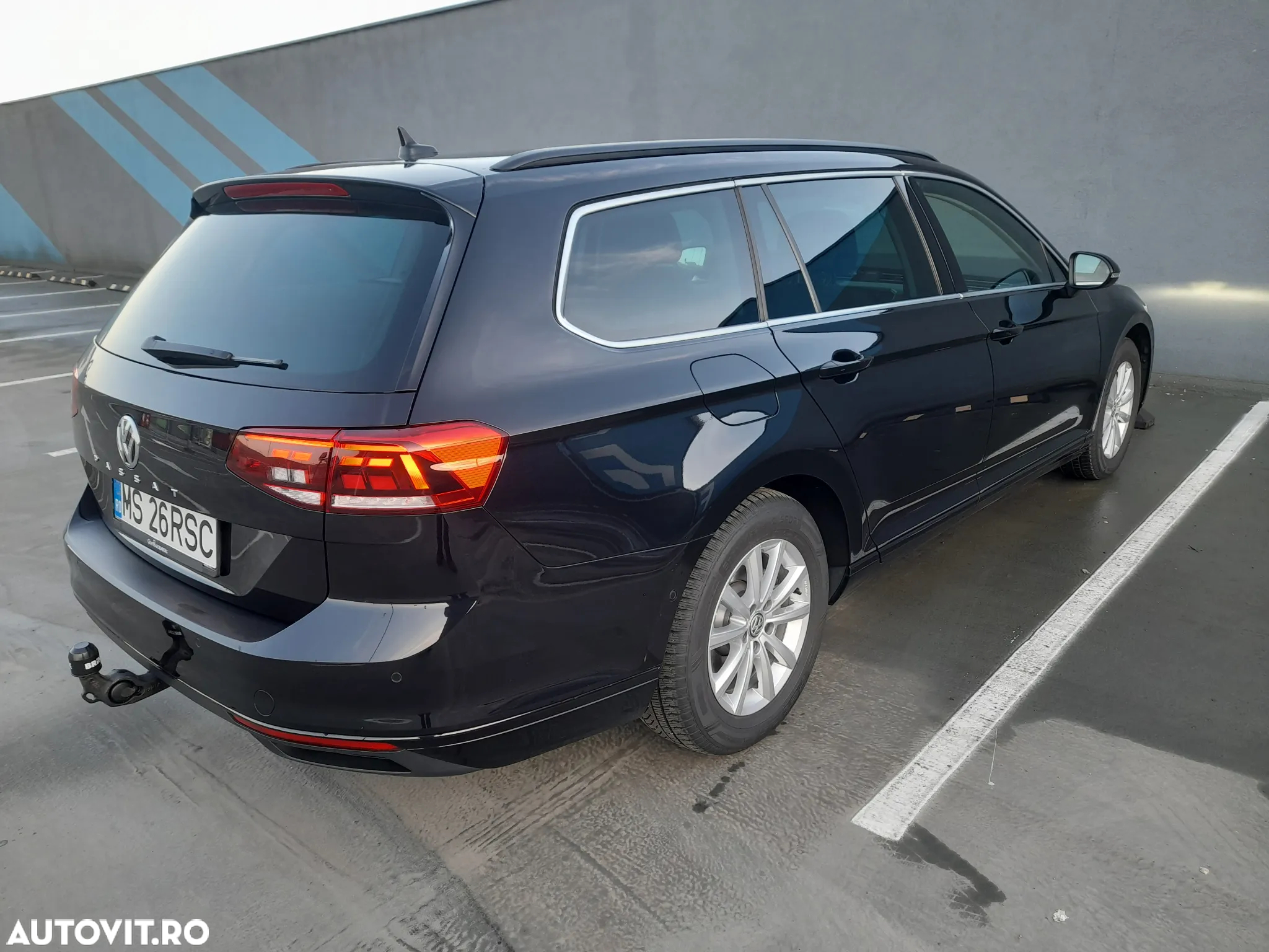 Volkswagen Passat Variant 2.0 TDI DSG Highline - 22