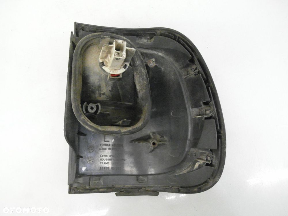 LAMPA LEWA TYLNA NISSAN TERRANO II (R20) 268550X000 - 5