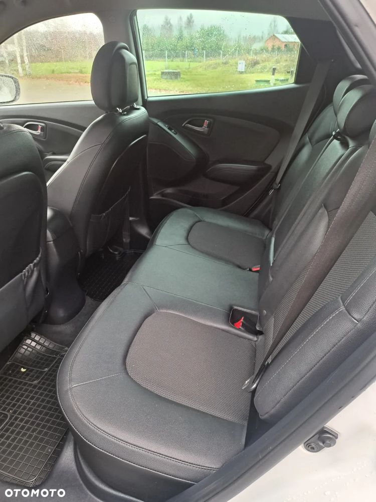Hyundai ix35 2.0 CRDi 4WD Premium - 17