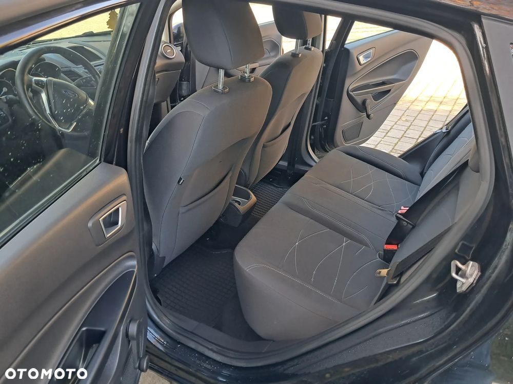 Ford Fiesta 1.25 Celebration - 15