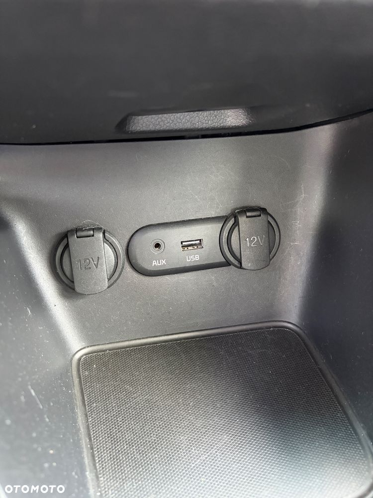 Kia Ceed 1.6 GDI Business Line - 22