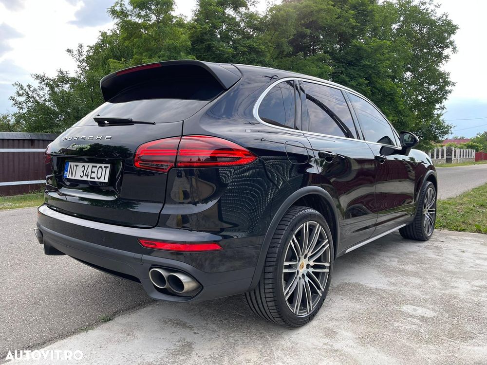 Porsche Cayenne Tiptronic S - 30