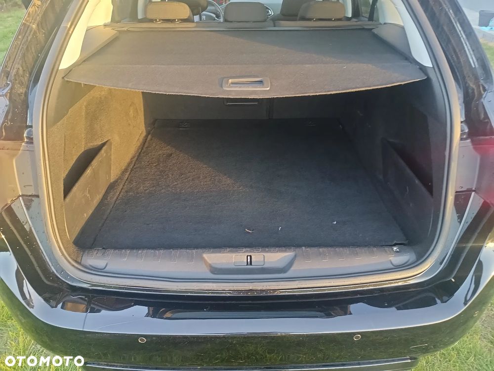 Peugeot 308 1.6 BlueHDi Allure S&S - 12