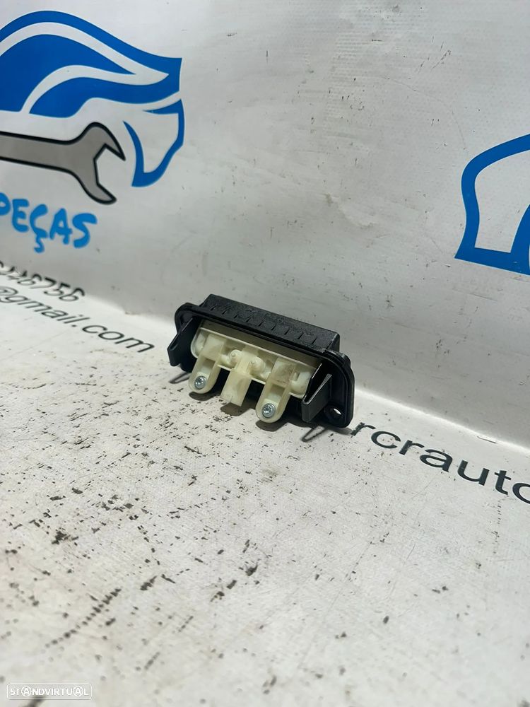 .Puxador Mala Elétrico Mercedes-Benz Classe C W204 A2047500293 2007 - 2014 - 8