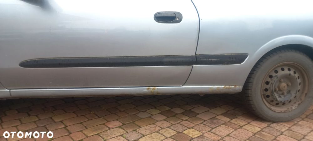 Nissan Almera 1.5 dCi Visia - 3