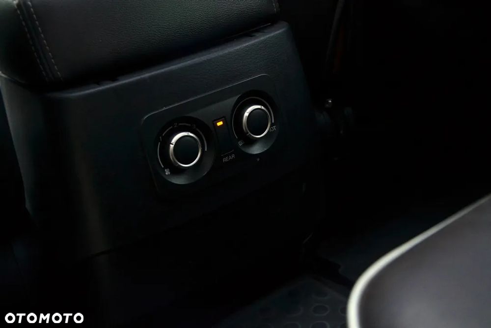 Mitsubishi Pajero 3.2 DID Elegance - 31