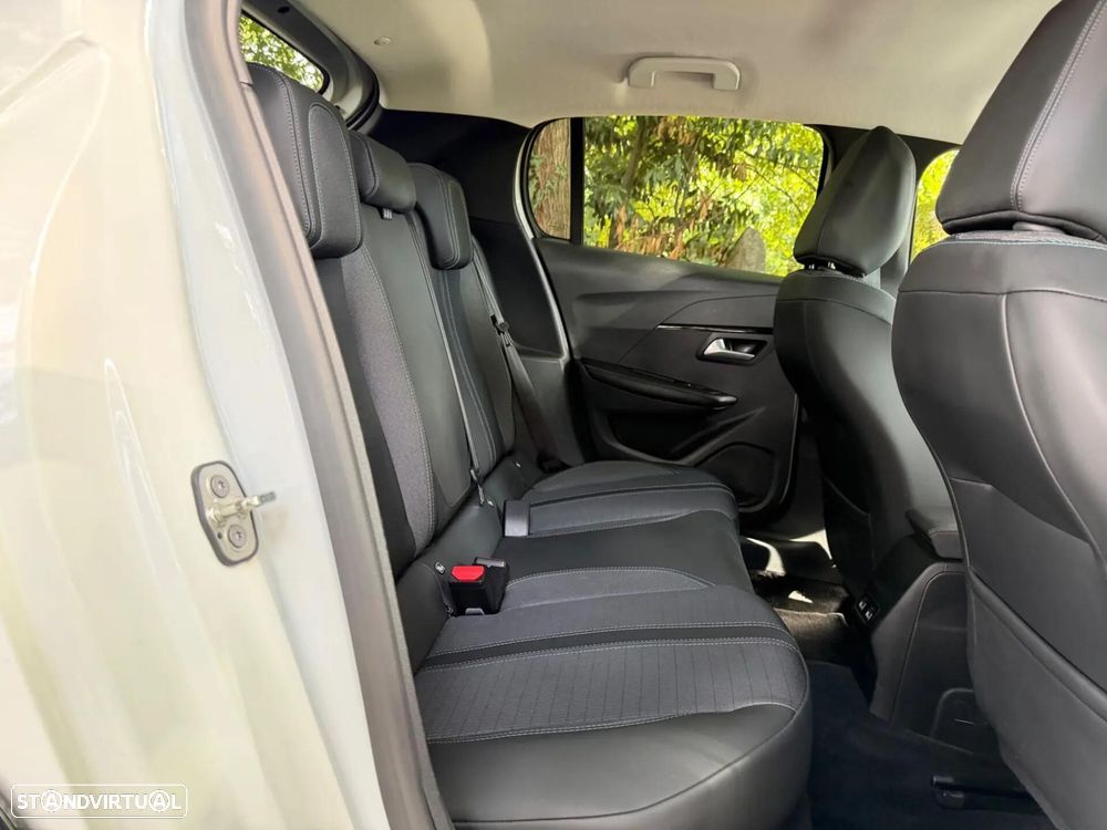 Peugeot e-208 50 kWh Allure Pack - 44