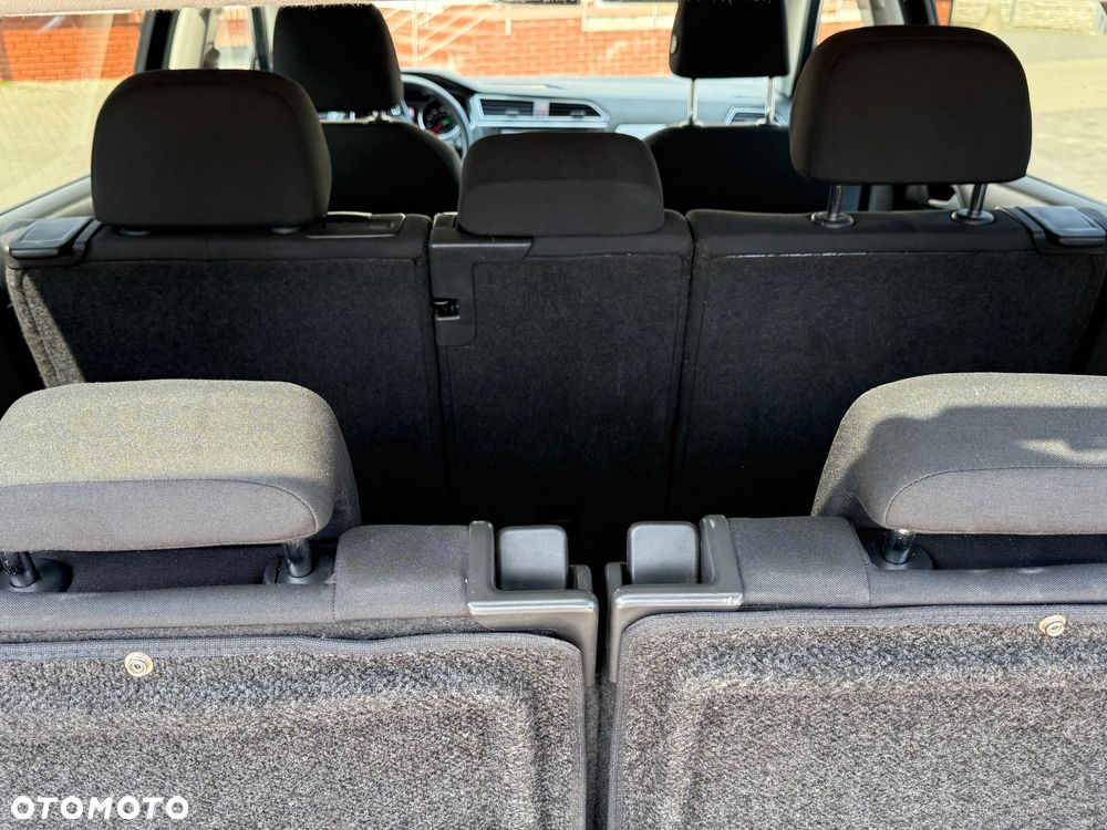 Volkswagen Tiguan Allspace 2.0 TSI 4Mot Comfortline DSG 7os - 11