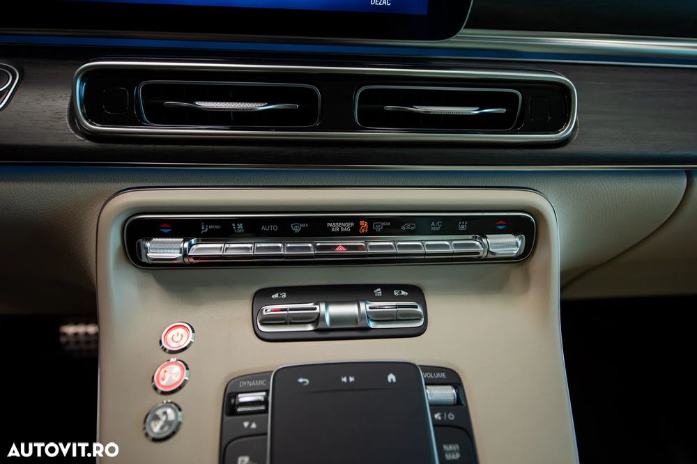 Mercedes-Benz V 300 d Extralang 4Matic 9G-TRONIC Exclusive - 17