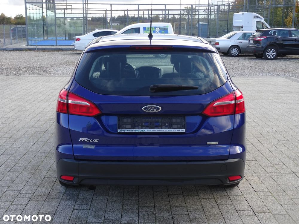 Ford Focus 1.0 EcoBoost Trend - 10