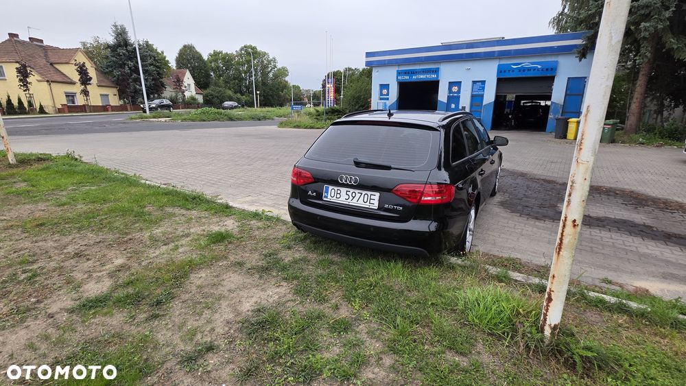 Audi A4 Avant - 6