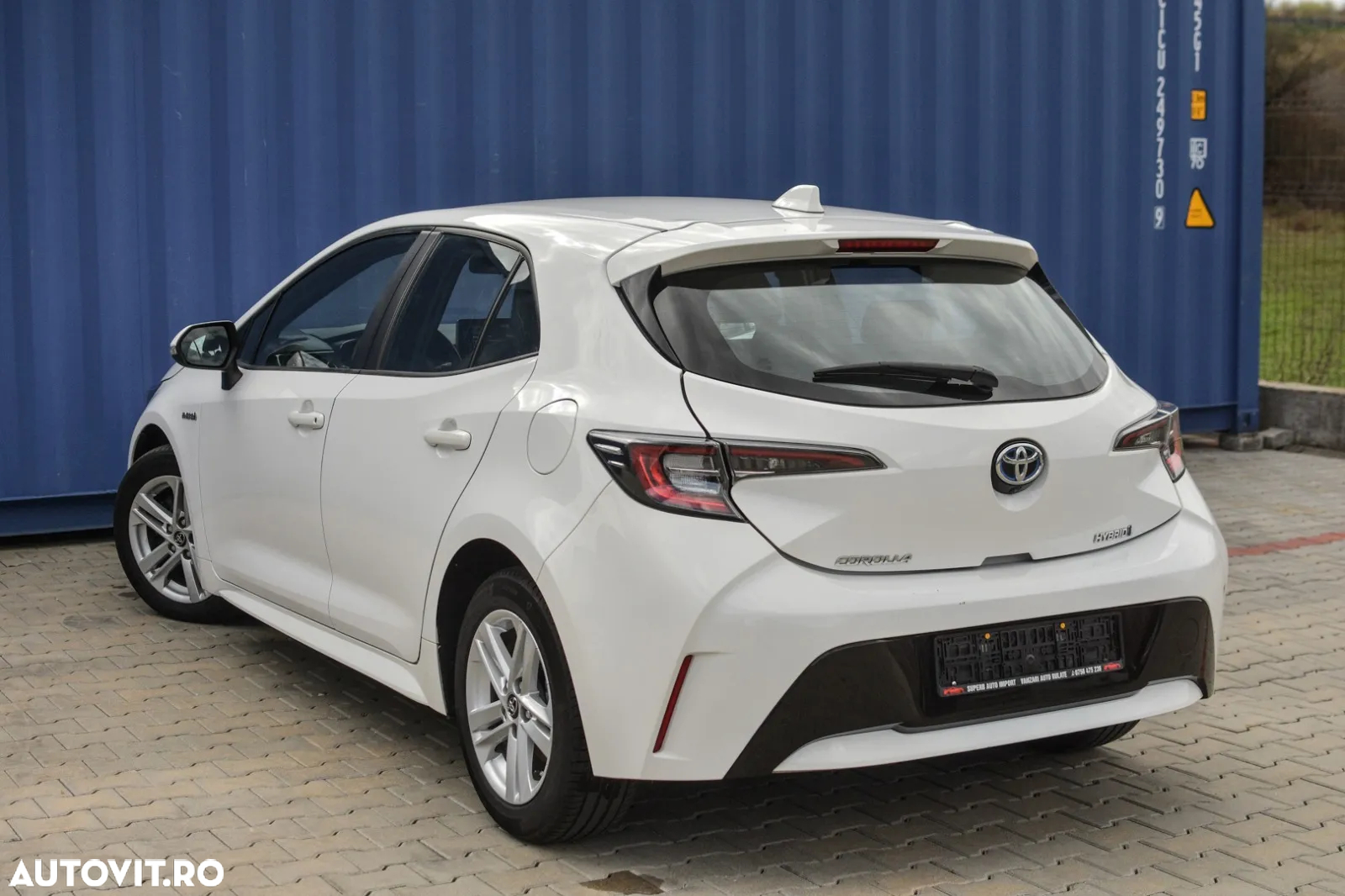 Toyota Corolla - 2