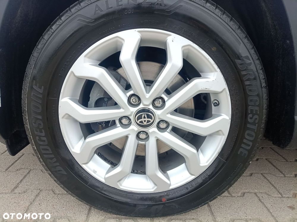 Toyota Corolla Cross - 10