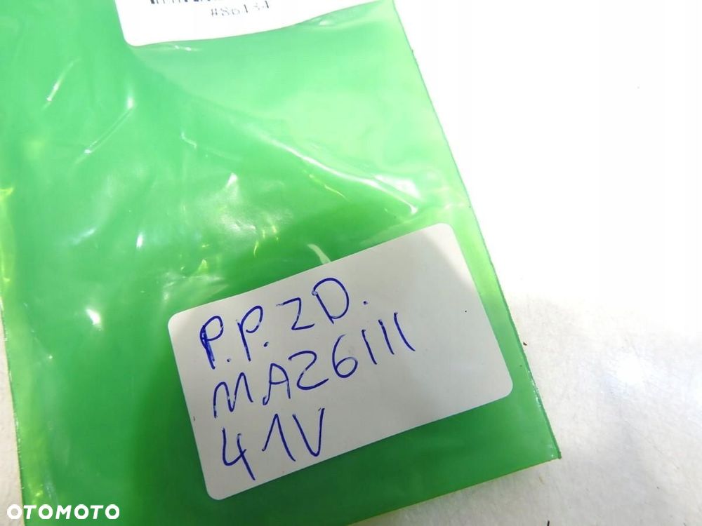 ZAŚLEPKA SPRYSKIWACZA LAMPY PRAWA 41V MAZDA 6 III GJ GHR4-518G1 - 2